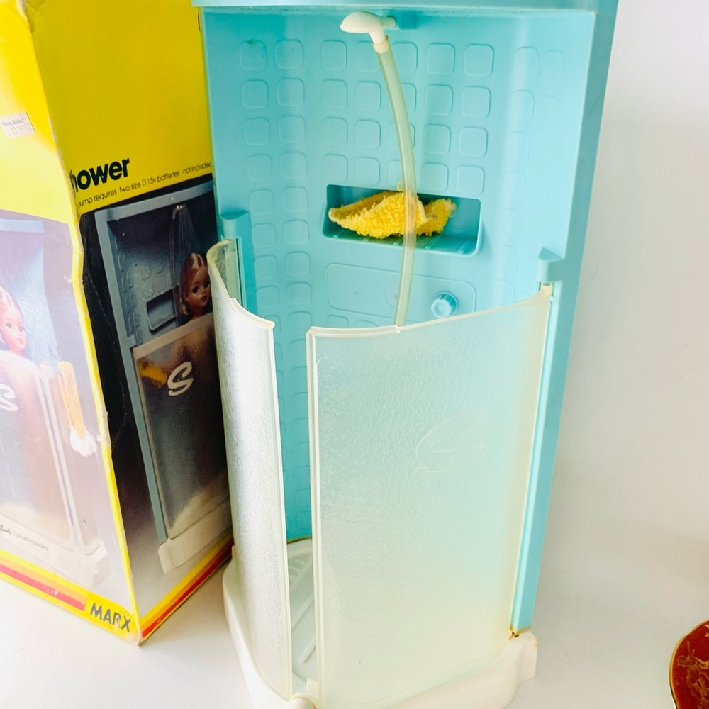 Vintage Sindy Doll Shower